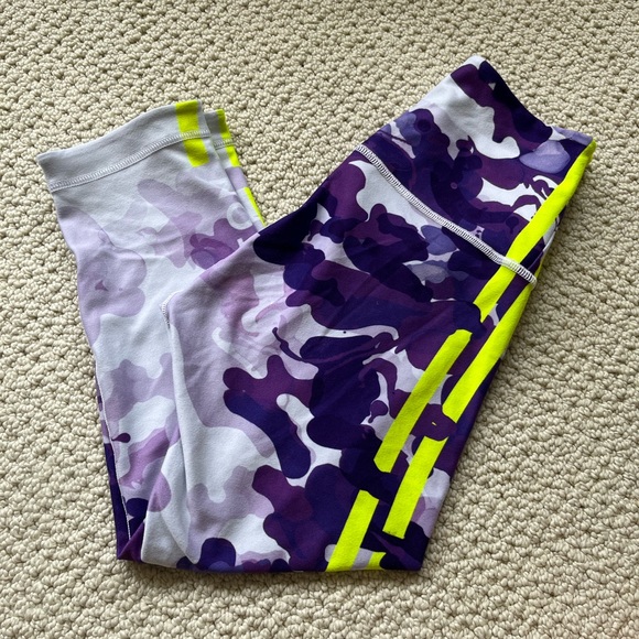 Peloton WITH, crop pants size small - Picture 4 of 5